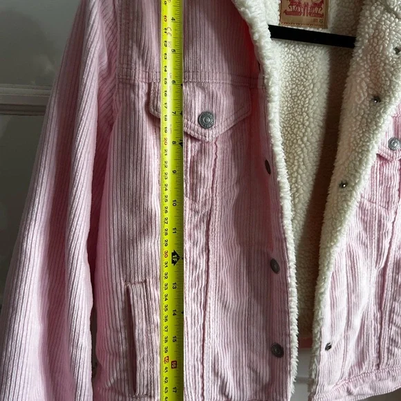 Levi's Light Pink Corduroy Jacket with Cream Sherpa Lining - Picture 4 of 6